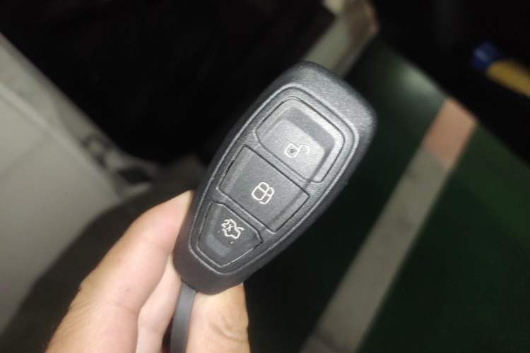 Used Ford Focus 2018 Hatchback Classic EcoBoost 180 Automatic Sport Edition Vehicle Key