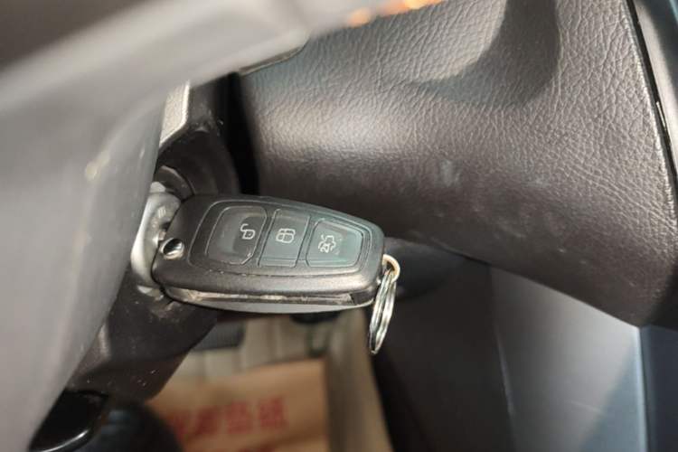 Used Ford Focus 2018 Hatchback Classic 1.6L Automatic Comfort Plus SmartDrive Edition Vehicle Key
