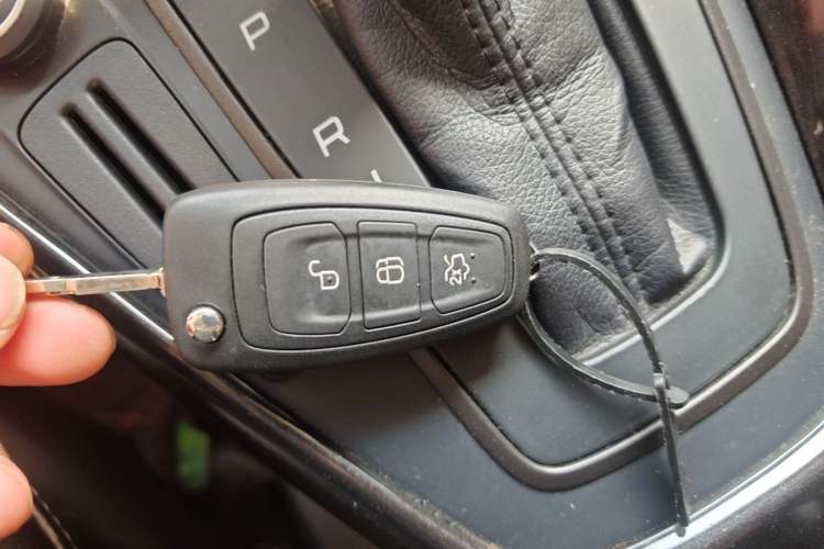 Used Ford Focus 2018 Hatchback Classic 1.6L Automatic Trendy SmartDrive Edition Vehicle Key