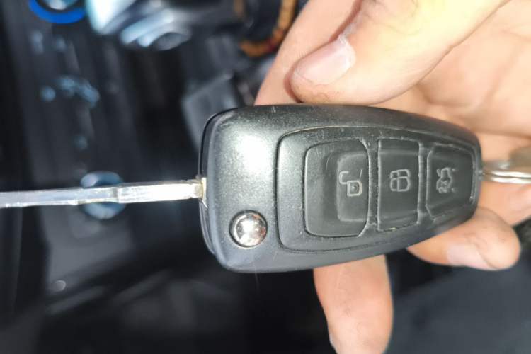 Used Ford Focus 2018 Hatchback Classic 1.6L Automatic Trendy SmartDrive Edition Vehicle Key