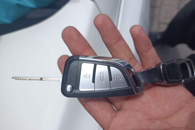 Used Ford Focus 2018 Hatchback Classic 1.6L Automatic Comfort Plus SmartDrive Edition Vehicle Key