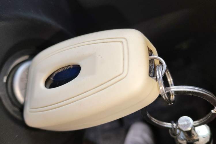 Used Ford Focus 2018 Hatchback Classic 1.6L Automatic Trendy SmartDrive Edition Vehicle Key