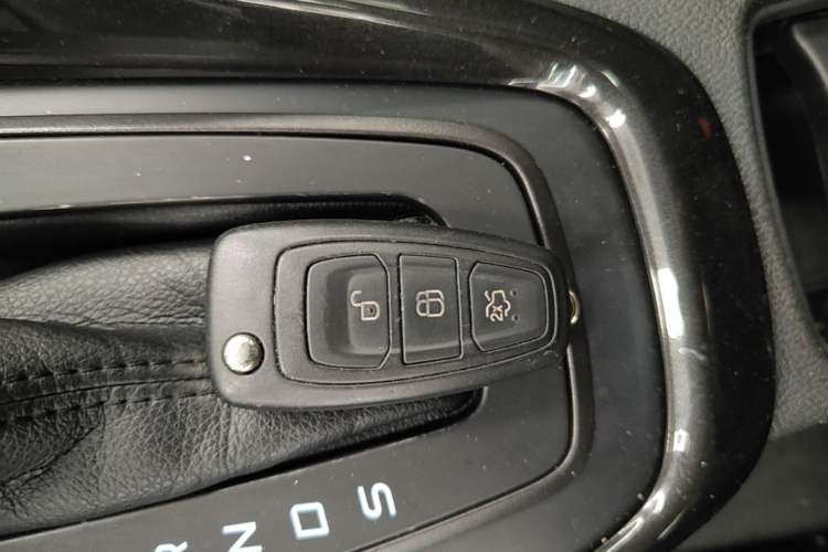 Used Ford Focus 2018 Hatchback Classic 1.6L Automatic Trendy SmartDrive Edition Vehicle Key