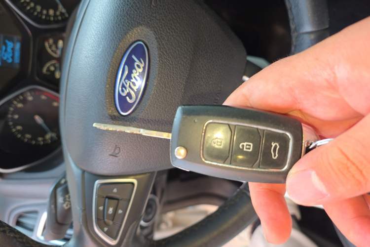Used Ford Focus 2018 Hatchback Classic 1.6L Automatic Trendy SmartDrive Edition Vehicle Key