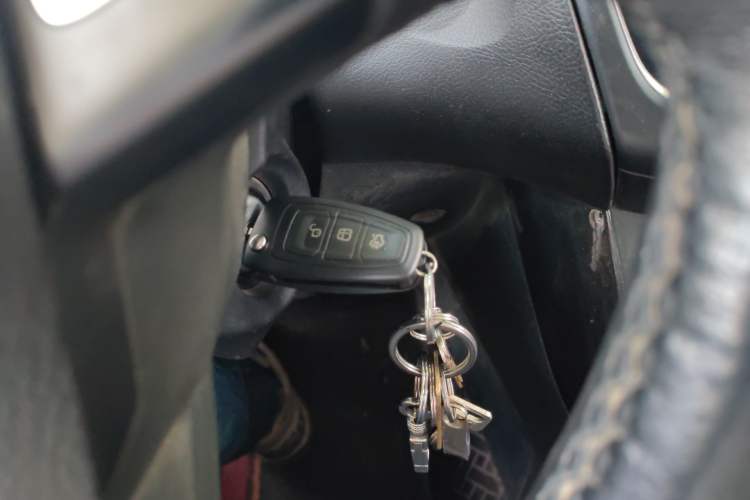 Used Ford Focus 2018 Hatchback Classic EcoBoost 180 Automatic Elite Model Vehicle Key