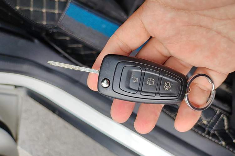 Used Ford Focus 2018 Hatchback Classic 1.6L Automatic Trendy SmartDrive Edition Vehicle Key