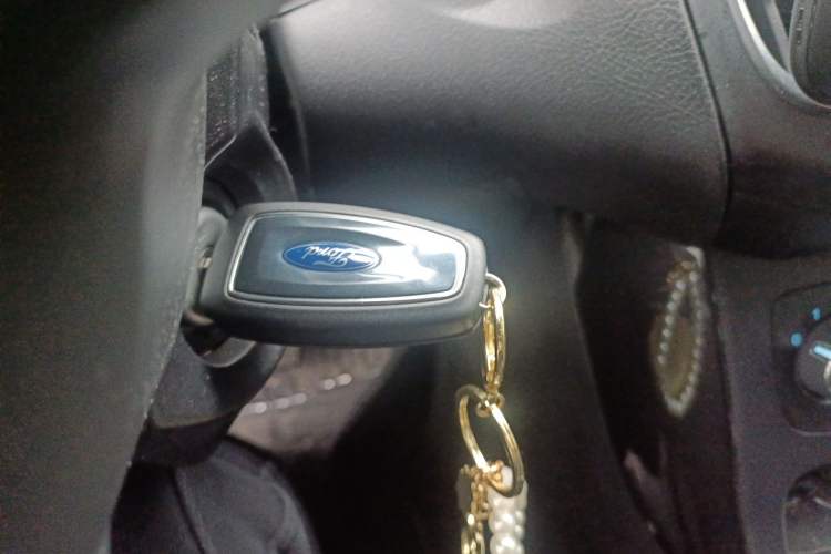 Used Ford Focus 2018 Hatchback Classic 1.6L Automatic Trendy SmartDrive Edition Vehicle Key