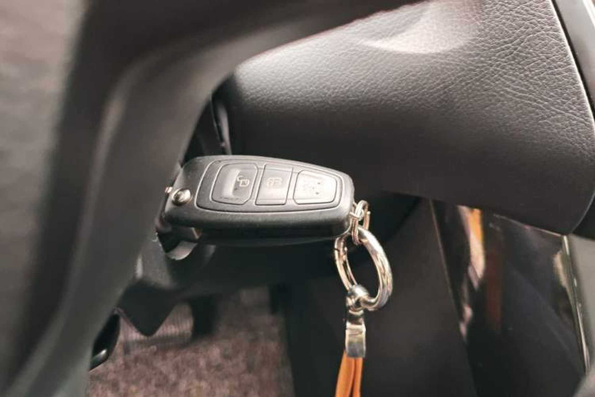 Used Ford Focus 2018 Sedan Classic 1.6L Automatic Trendy SmartDrive Edition Vehicle Key