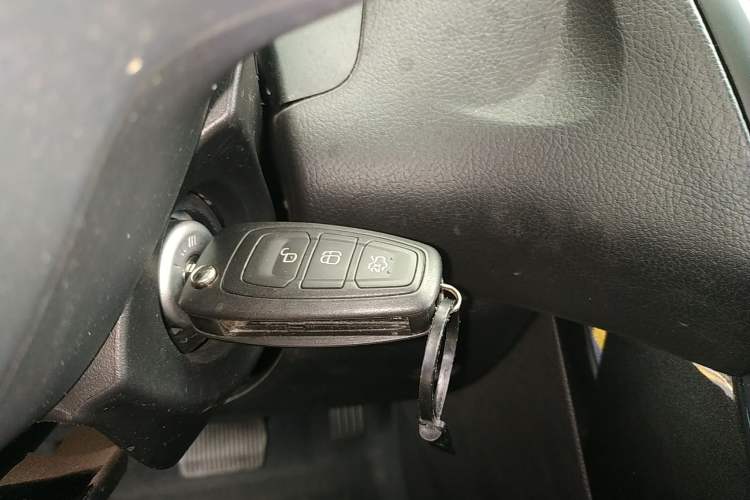 Used Ford Focus 2018 Hatchback Classic 1.6L Automatic Trendy SmartDrive Edition Vehicle Key