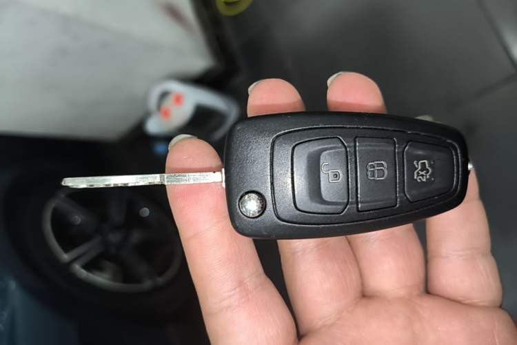Used Ford Focus 2018 Hatchback Classic 1.6L Automatic Trendy SmartDrive Edition Vehicle Key