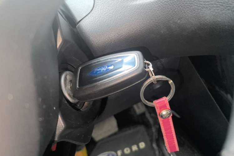 Used Ford Focus 2018 Hatchback Classic 1.6L Automatic Trendy SmartDrive Edition Vehicle Key