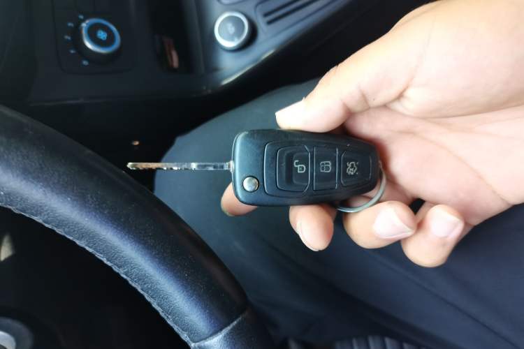 Used Ford Focus 2018 Hatchback Classic 1.6L Automatic Trendy SmartDrive Edition Vehicle Key
