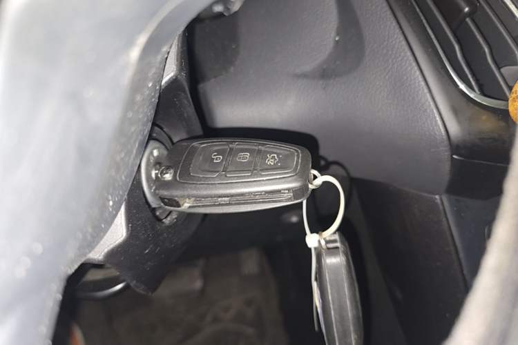 Used Ford Focus 2018 Sedan Classic 1.6L Automatic Trendy SmartDrive Edition Vehicle Key