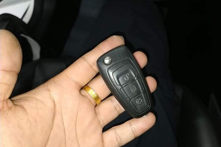 Used Ford Focus 2018 Sedan Classic EcoBoost 180 Automatic Elite Model Vehicle Key