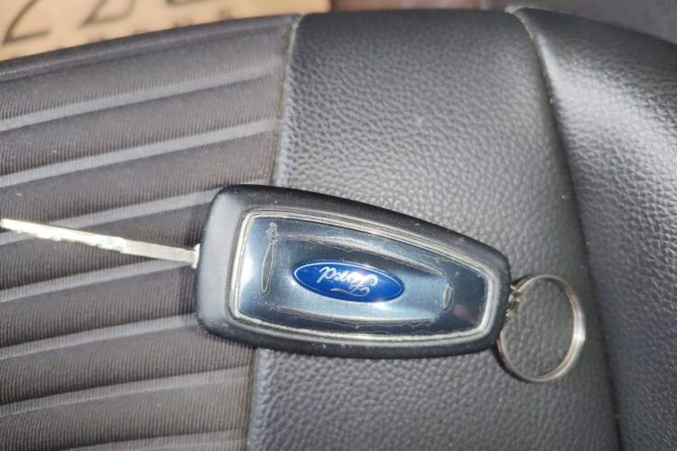 Used Ford Focus 2018 Hatchback Classic 1.6L Automatic Trendy SmartDrive Edition Vehicle Key