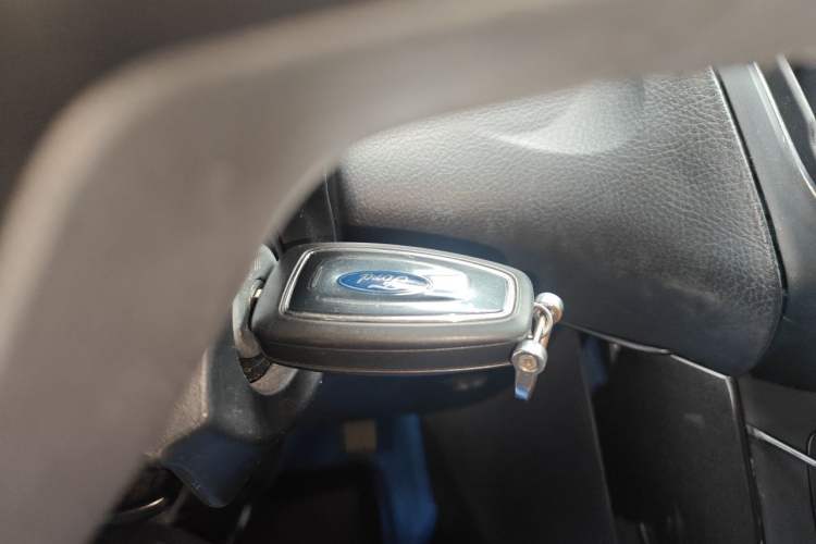Used Ford Focus 2018 Hatchback Classic 1.6L Automatic Trendy SmartDrive Edition Vehicle Key