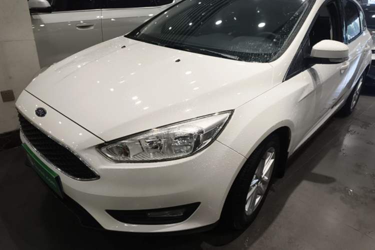 Used Ford Focus 2018 Hatchback Classic 1.6L Automatic Trendy SmartDrive Edition Guazi used car, China used car export, Used car for sale, Used  cars, Cheapest cars for sale