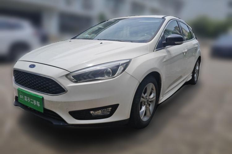 Used Ford Focus 2018 Hatchback Classic 1.6L Automatic Comfort Plus SmartDrive Edition Guazi used car, China used car export, Used car for sale, Used cars, Cheapest cars for sale