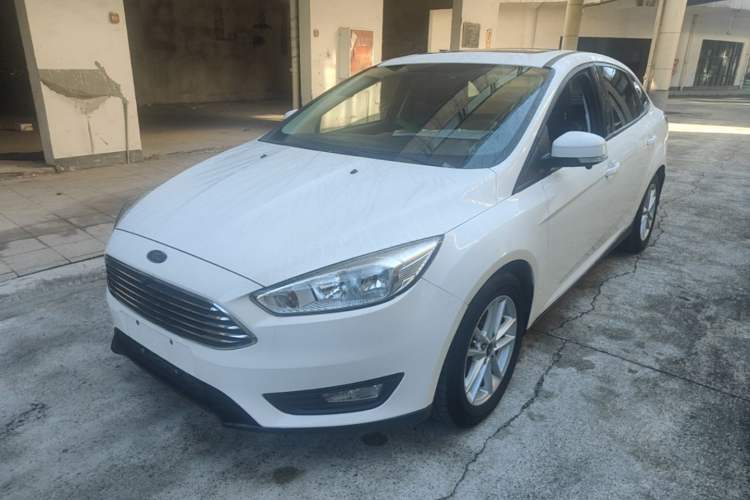Used Ford Focus 2018 Sedan Classic 1.6L Automatic Trendy SmartDrive Edition Guazi used car, China used car export, Used car for sale, Used  cars, Cheapest cars for sale