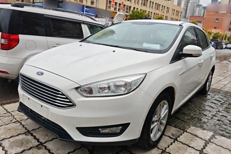 Used Ford Focus 2018 Sedan Classic 1.6L Automatic Trendy SmartDrive Edition Guazi used car, China used car export, Used car for sale, Used cars, Cheapest cars for sale