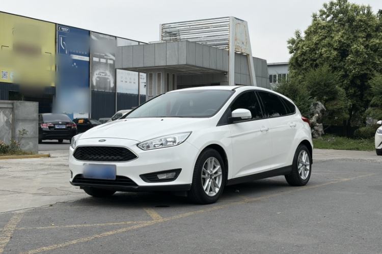 Used Ford Focus 2018 Hatchback Classic 1.6L Manual Fashion Edition SmartDrive Version Guazi used car, China used car export, Used car for sale, Used cars, Cheapest cars for sale