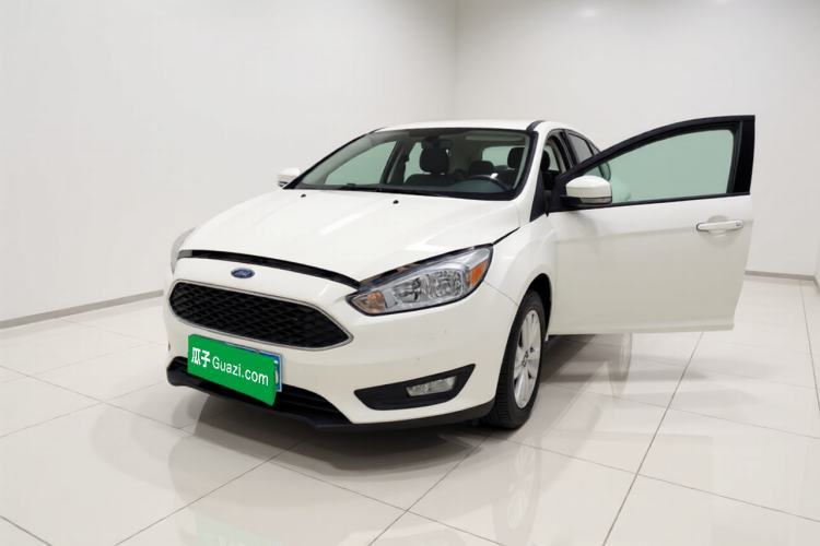 Used Ford Focus 2018 Hatchback Classic 1.6L Automatic Trendy SmartDrive Edition Guazi used car, China used car export, Used car for sale, Used  cars, Cheapest cars for sale