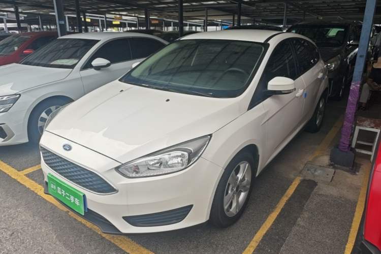 Used Ford Focus 2018 Hatchback Classic 1.6L Automatic Comfort Plus SmartDrive Edition Guazi used car, China used car export, Used car for sale, Used  cars, Cheapest cars for sale