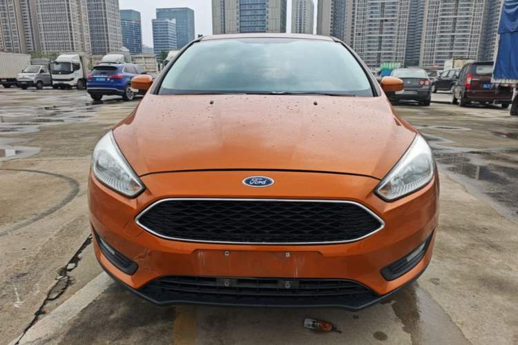 Used Ford Focus 2018 Hatchback Classic 1.6L Automatic Trendy SmartDrive Edition Front