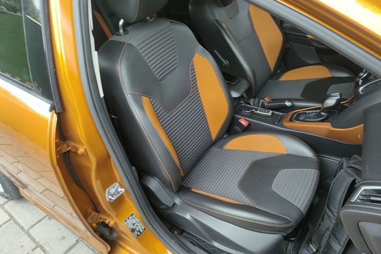 Used Ford Focus 2018 Hatchback Classic EcoBoost 180 Automatic Sport Edition Right Front Seat