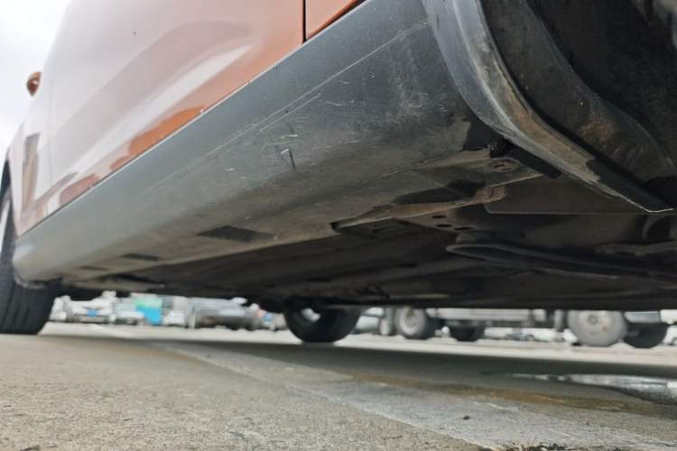 Used Ford Focus 2018 Hatchback Classic 1.6L Automatic Trendy SmartDrive Edition Right Side Sill