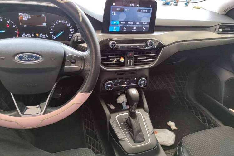 Used Ford Focus 2019 Hatchback 1.5L Automatic Trendy Version China VI Standard Audio And AC Panel
