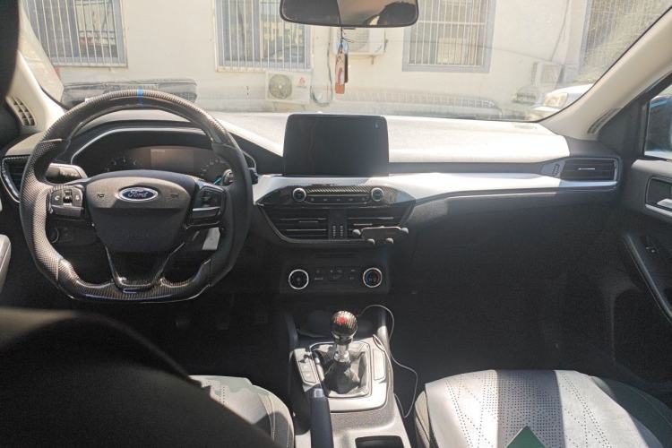 Used Ford Focus 2019 Hatchback 1.5L Manual FENGYUE Model China V Standard Center Console