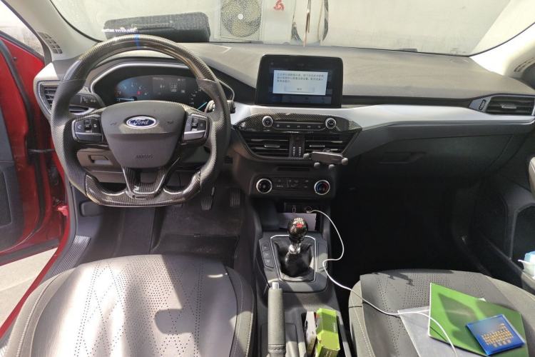 Used Ford Focus 2019 Hatchback 1.5L Manual FENGYUE Model China V Standard Center Console