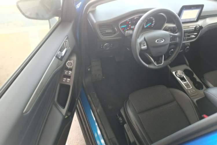 Used Ford Focus 2019 Hatchback EcoBoost 180 Automatic Trendy Model Driver Seat