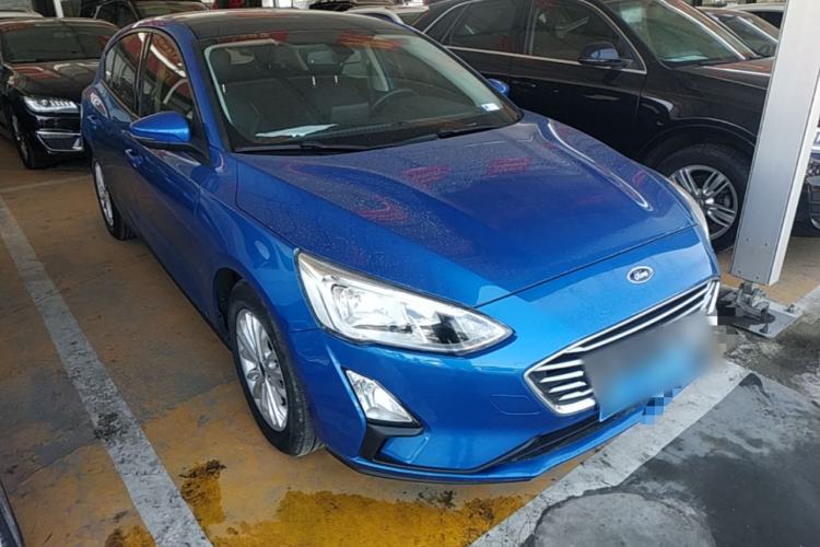 Used Ford Focus 2019 Hatchback EcoBoost 180 Automatic Trendy Model Exterior 1