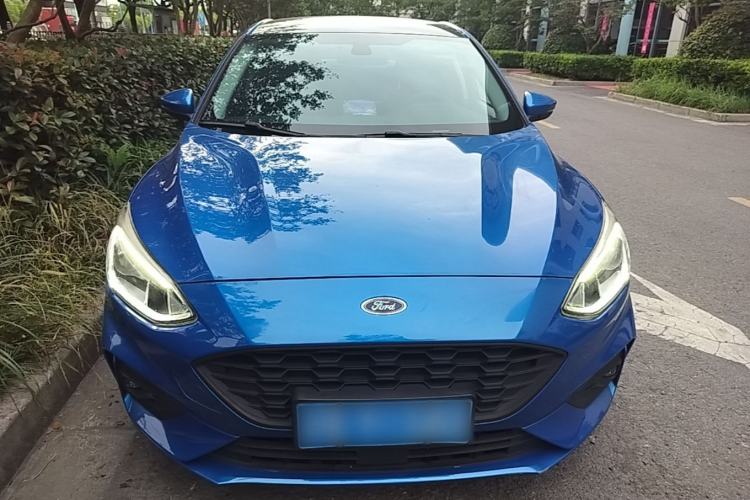 Used Ford Focus 2019 Hatchback EcoBoost 180 Automatic Trendy Model Front
