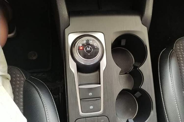 Used Ford Focus 2019 Hatchback EcoBoost 180 Automatic Trendy Model Gear Lever