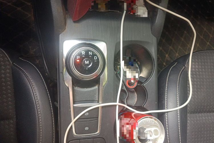 Used Ford Focus 2019 Sedan EcoBoost 180 Automatic Trend Edition Gear Lever
