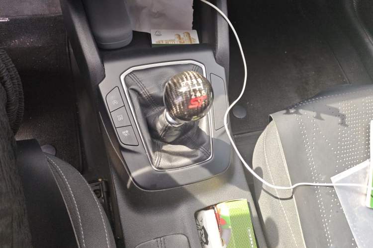 Used Ford Focus 2019 Hatchback 1.5L Manual FENGYUE Model China V Standard Gear Lever