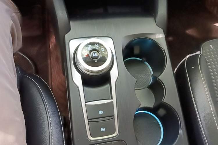 Used Ford Focus 2019 Hatchback EcoBoost 180 Automatic Trendy Model Gear Lever