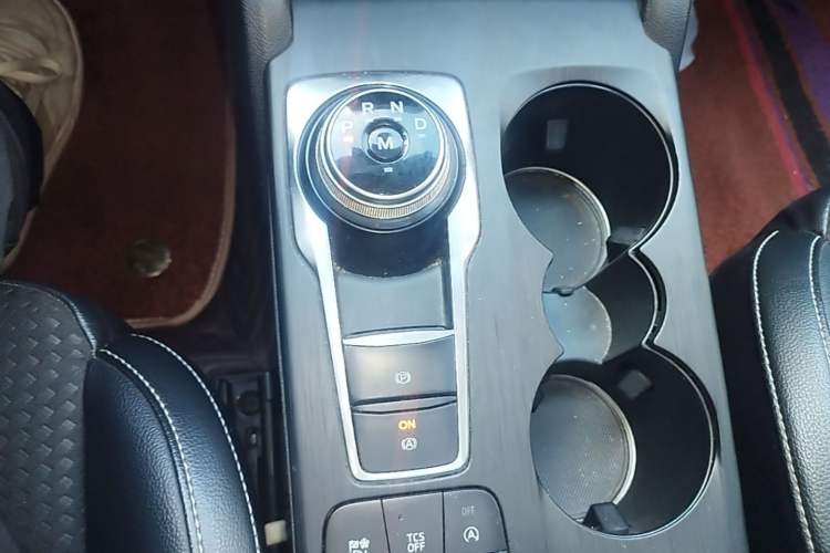Used Ford Focus 2019 Hatchback EcoBoost 180 Automatic Trendy Model Gear Lever