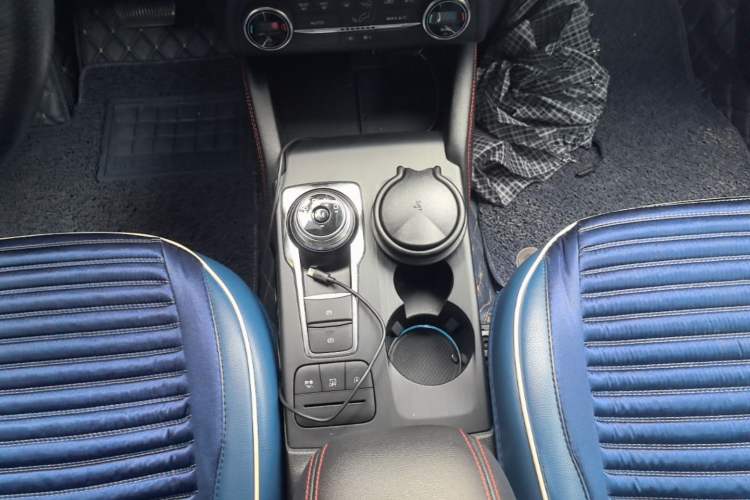 Used Ford Focus 2019 Hatchback EcoBoost 180 Automatic ST Line Gear Lever