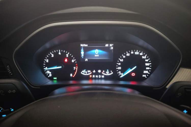 Used Ford Focus 2019 Sedan EcoBoost 180 Automatic Trend Edition Instrument Cluster
