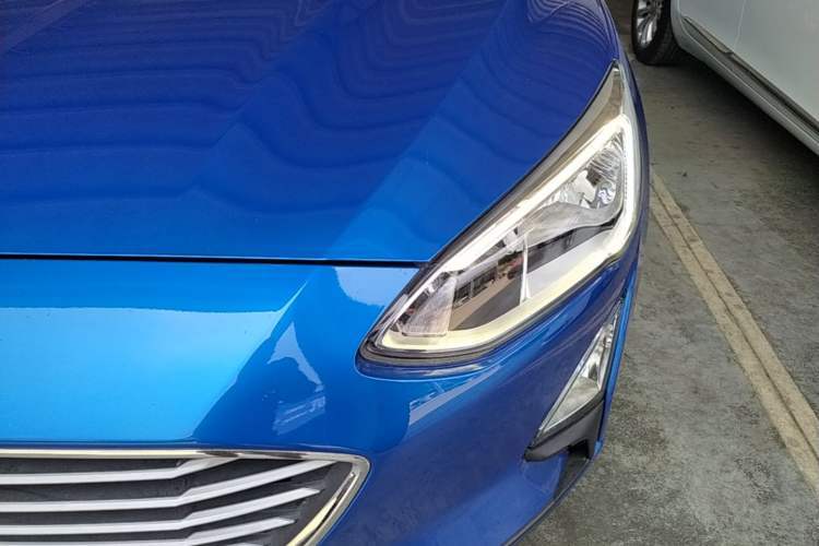 Used Ford Focus 2019 Hatchback EcoBoost 180 Automatic Trendy Model Left Front Headlight