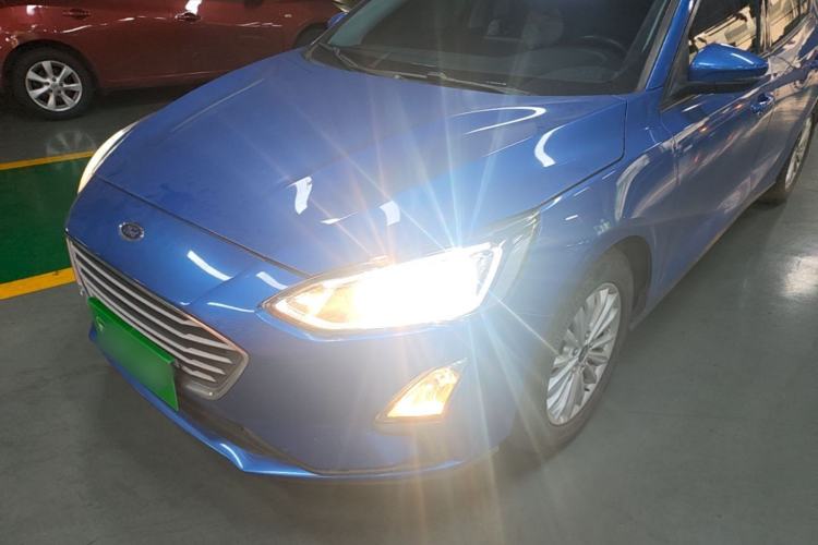 Used Ford Focus 2019 Sedan EcoBoost 180 Automatic Trend Edition Left Front Headlight