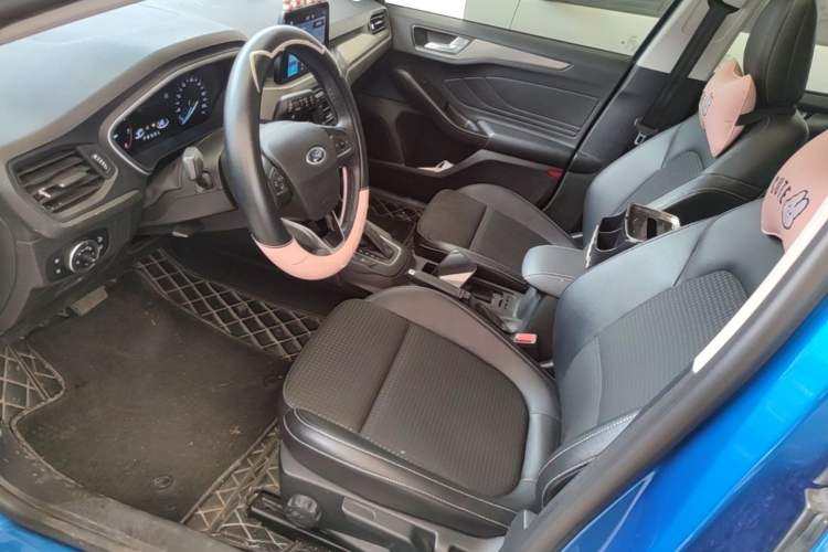 Used Ford Focus 2019 Hatchback 1.5L Automatic Trendy Version China VI Standard Left Front Seat