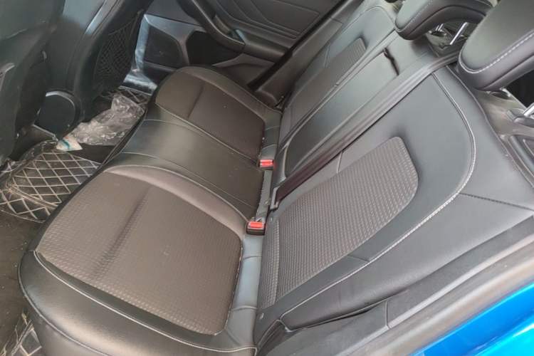 Used Ford Focus 2019 Hatchback 1.5L Automatic Trendy Version China VI Standard Left Rear Seat