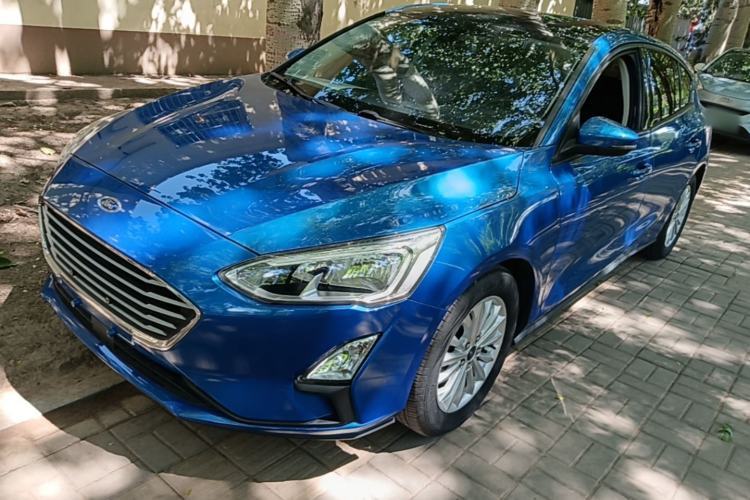 Used Ford Focus 2019 Hatchback EcoBoost 180 Automatic Trendy Model Guazi used car, China used car export, Used car for sale, Used cars, Cheapest cars for sale