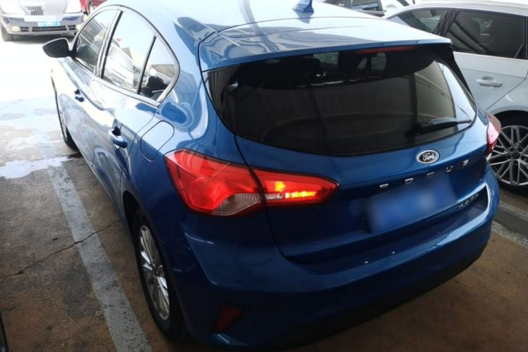 Used Ford Focus 2019 Hatchback EcoBoost 180 Automatic Trendy Model Rear Left 45 Deg