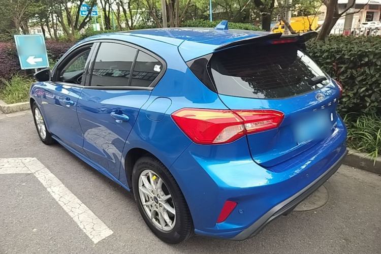 Used Ford Focus 2019 Hatchback EcoBoost 180 Automatic Trendy Model Rear Left 45 Deg